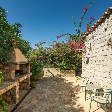 Bouganville Cala Sinzias *
