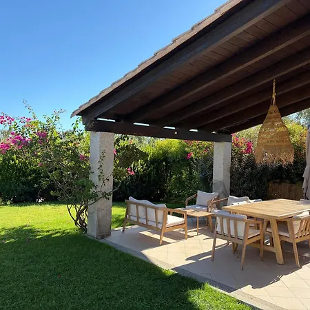 Bouganville Cala Sinzias Villa Castiadas